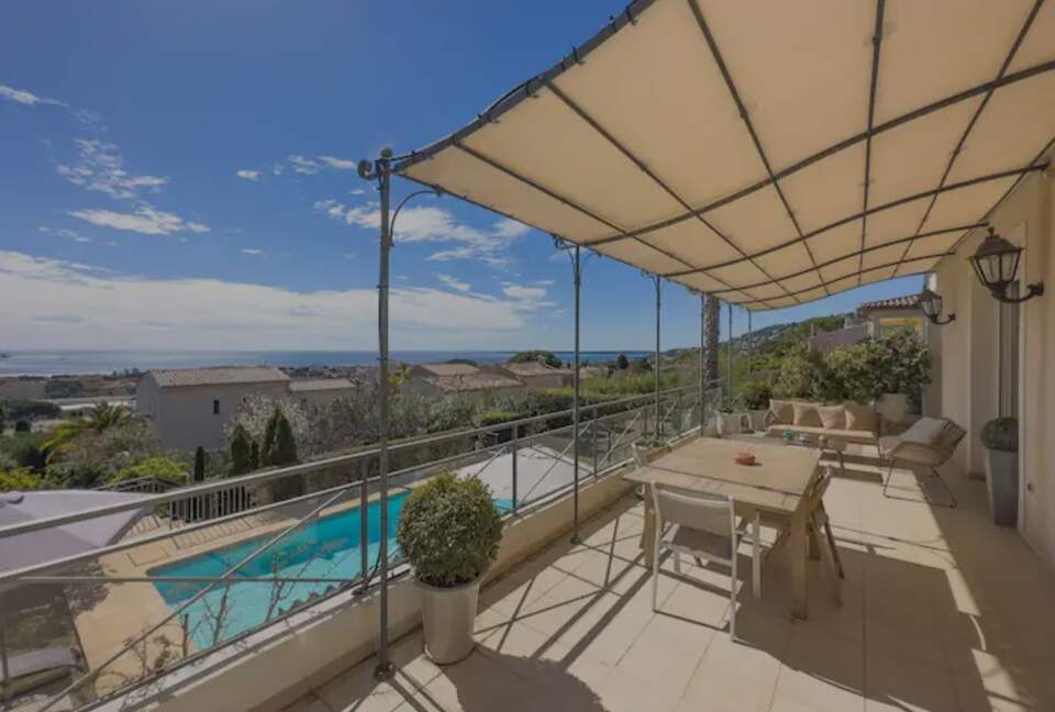A Lovely Home in the Hills of Vallauris - Vallauris, France