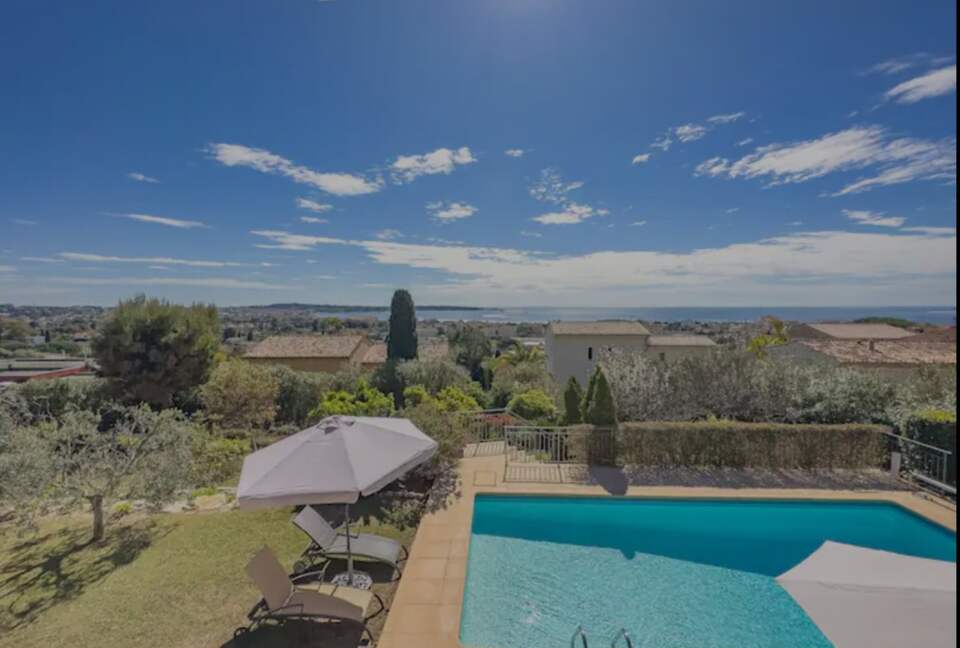 A Lovely Home in the Hills of Vallauris - Vallauris, France