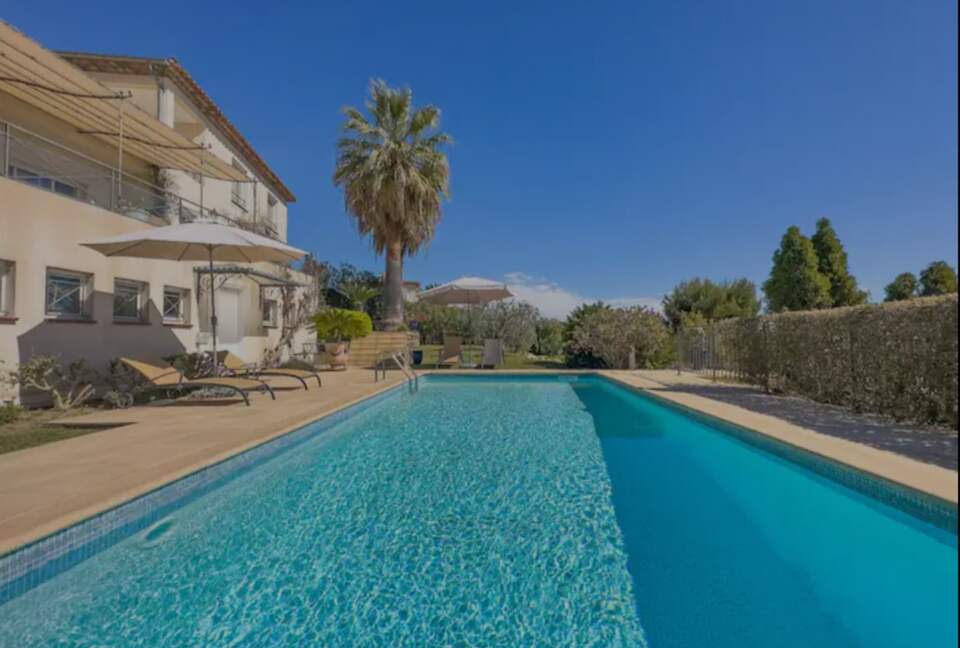 A Lovely Home in the Hills of Vallauris - Vallauris, France