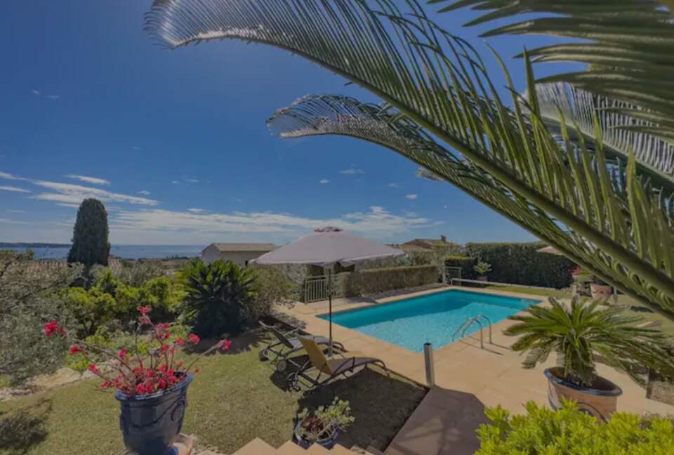 A Lovely Home in the Hills of Vallauris - Vallauris, France