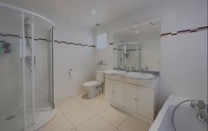 A Lovely Home in the Hills of Vallauris - Vallauris, France