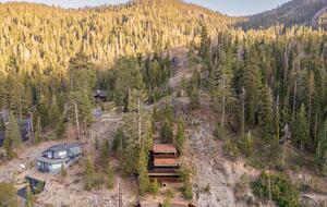 Architectural Tahoe Escape Near Palisades Tahoe - Alpine Meadows, California