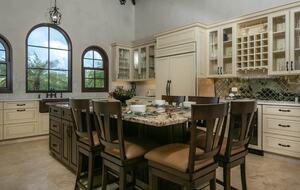 Ditleff Beach House | Premier Beachfront Retreat