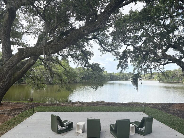Waterfront Lowcountry Retreat Beneath Historic Live Oaks - Charleston, South Carolina