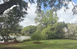 Waterfront Lowcountry Retreat Beneath Historic Live Oaks - Charleston, South Carolina