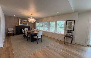 Waterfront Lowcountry Retreat Beneath Historic Live Oaks - Charleston, South Carolina