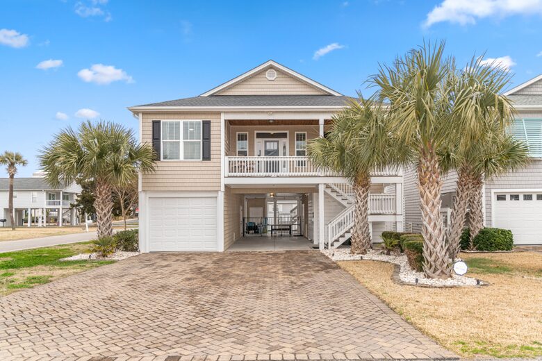 Family Beach Escape Near Cherry Grove Shoreline - North Myrtle Beach, South Carolina