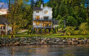Luxury Smoky Mountain Retreat on the River - Cullowhee, North Carolina