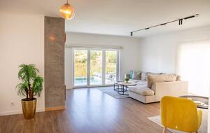 Modern Pool Residence on Portugal’s Coast - Sesimbra, Portugal