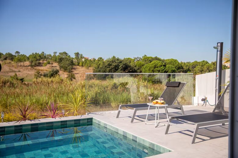Modern Pool Residence on Portugal’s Coast - Sesimbra, Portugal