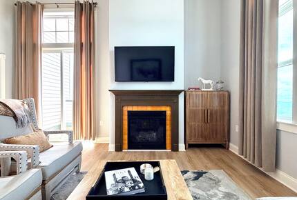 Top-Floor Ski-In/Ski-Out Retreat with Sunset Views - Snowshoe, West Virginia