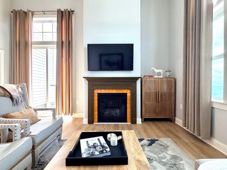 Top-Floor Ski-In/Ski-Out Retreat with Sunset Views - Snowshoe, West Virginia