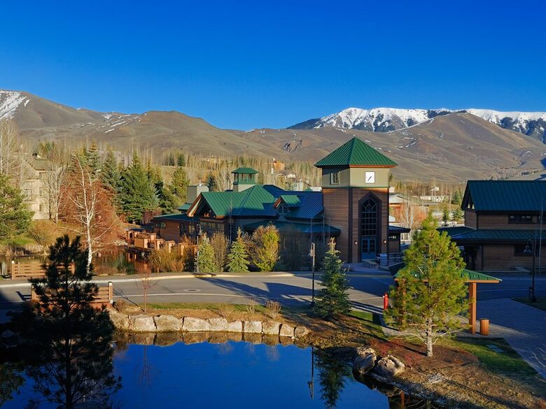 Renovated Elkhorn Escape Near Dollar Mountain - Sun Valley, Idaho