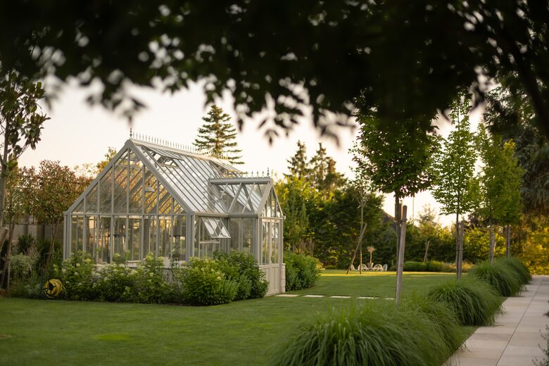The Botanical Estate at the Three Borders - Brunstatt, France
