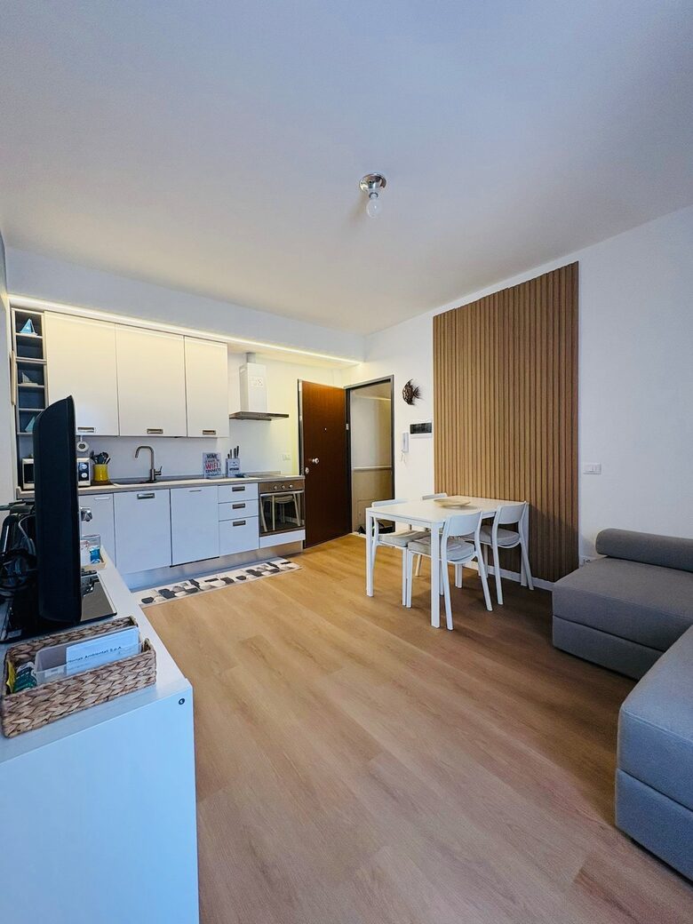 Charming Varazze Coastal Apartment - Varazze, Italy