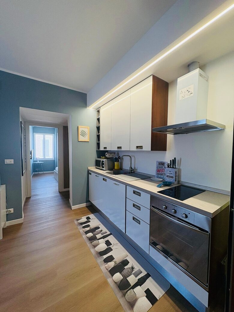 Charming Varazze Coastal Apartment - Varazze, Italy