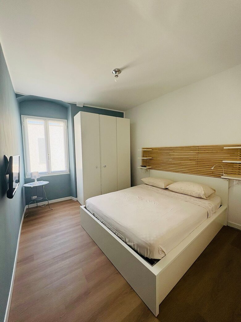 Charming Varazze Coastal Apartment - Varazze, Italy