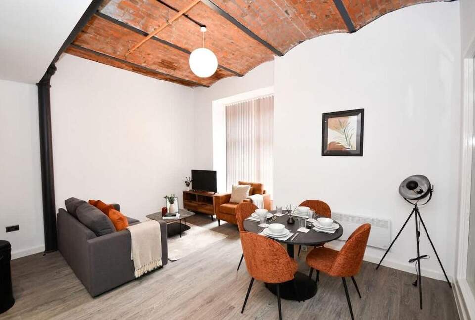 Contemporary Manchester Loft Apartment - Manchester, United Kingdom