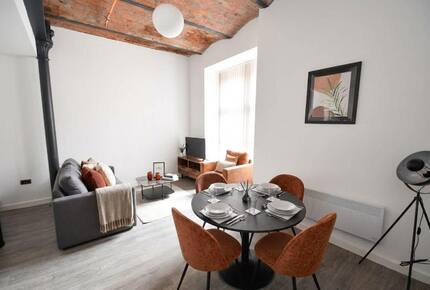 Contemporary Manchester Loft Apartment - Manchester, United Kingdom