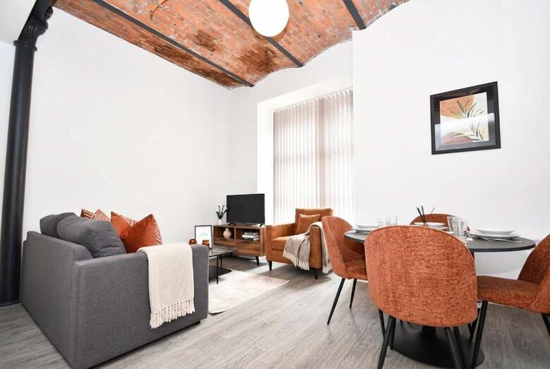 Contemporary Manchester Loft Apartment - Manchester, United Kingdom