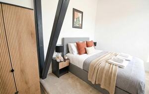 Contemporary Manchester Loft Apartment - Manchester, United Kingdom