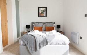 Contemporary Manchester Loft Apartment - Manchester, United Kingdom