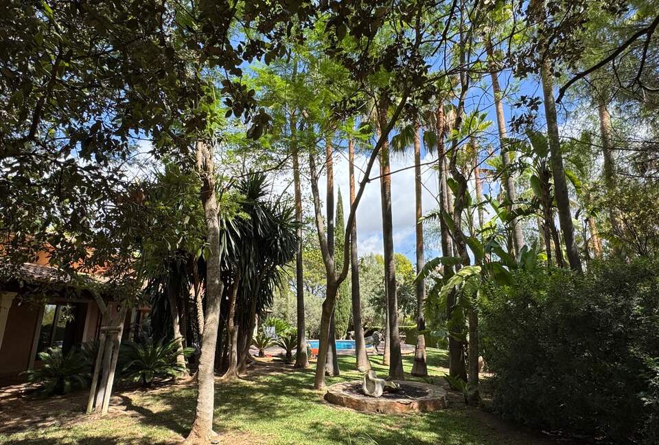 Elegant Villa with beautiful garden - Palma, Spain