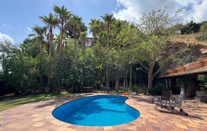 Elegant Villa with beautiful garden - Palma, Spain