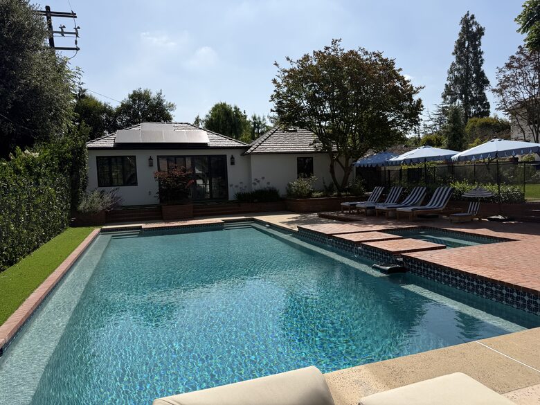 Private San Marino Pool House near Lacy Park - San marino, California