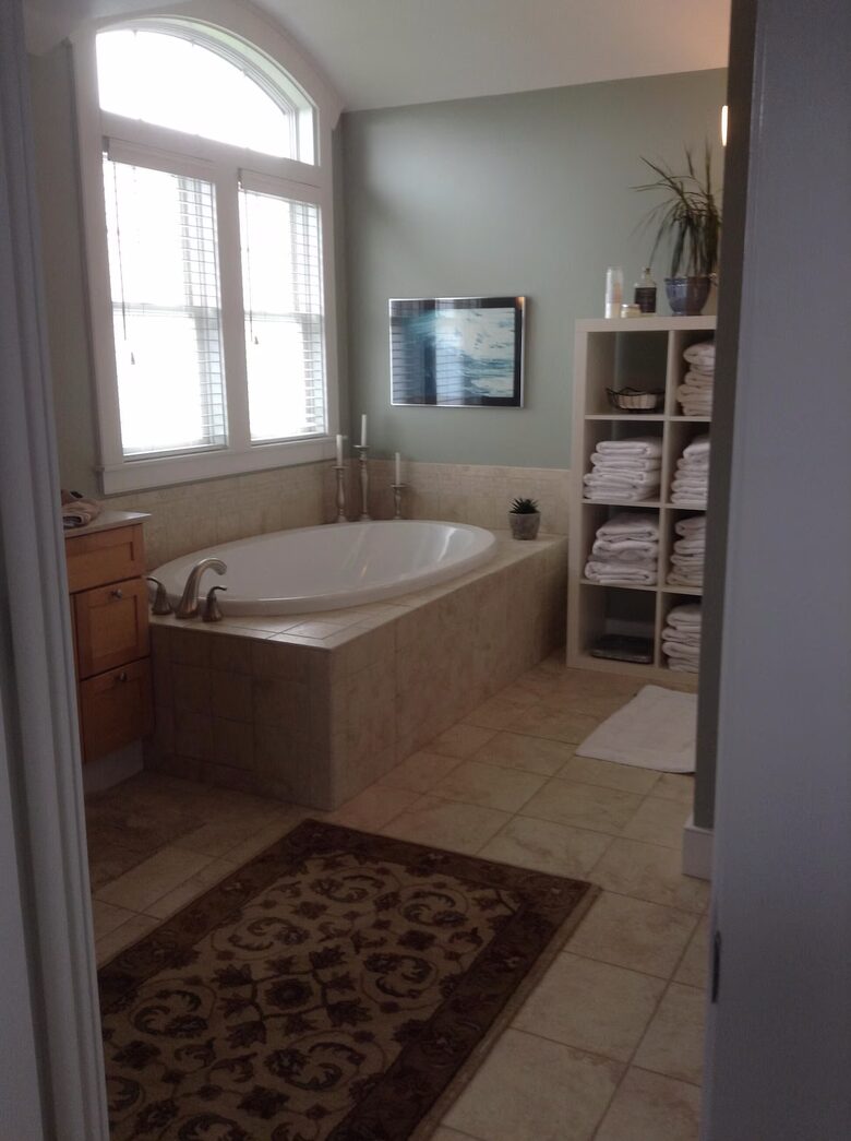Coastal Country Escape Near Newport & Rhode Island Beaches - Portsmouth, Rhode Island