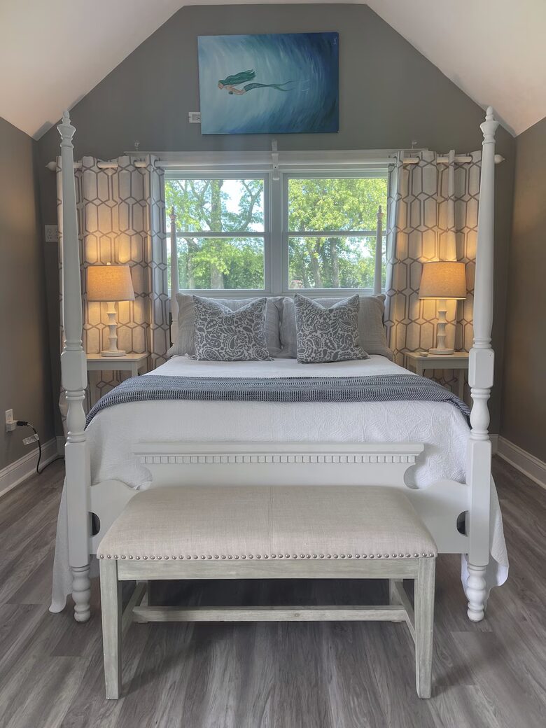 Coastal Country Escape Near Newport & Rhode Island Beaches - Portsmouth, Rhode Island