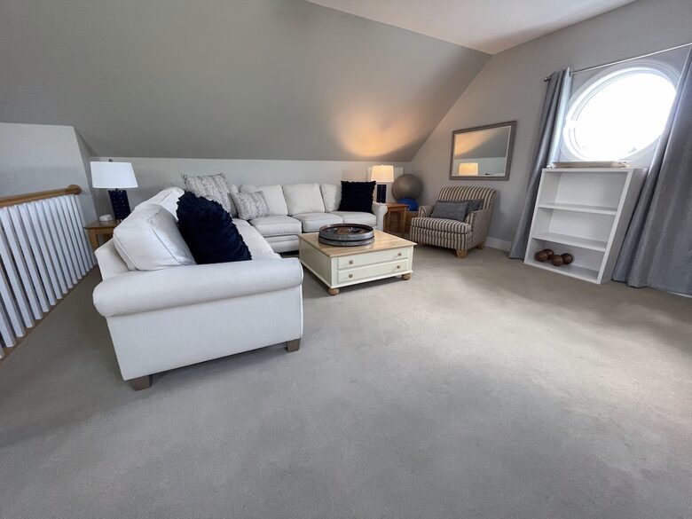 Coastal Country Escape Near Newport & Rhode Island Beaches - Portsmouth, Rhode Island