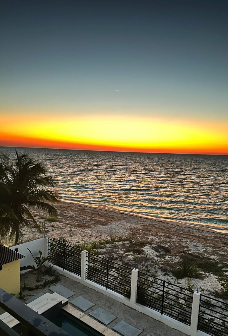 Celestún Beachfront Estate with Saltwater Pool & Gulf Views - Celestún, Mexico