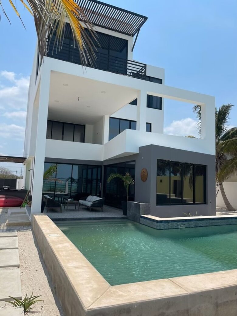 Celestún Beachfront Estate with Saltwater Pool & Gulf Views - Celestún, Mexico