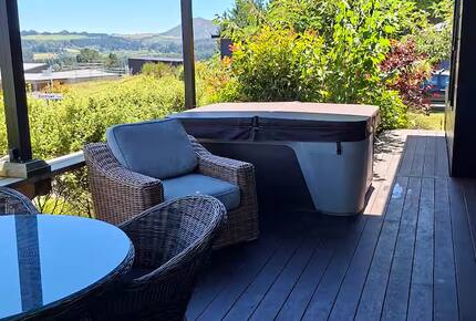 Lakeview Spa Escape Taupō - Taupō, New Zealand