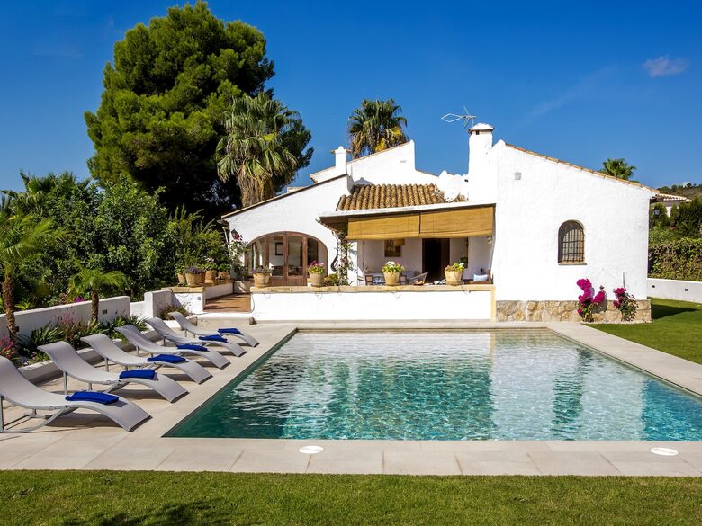 Spacious Family Home Near Arenal Beach - Xàbia, Spain
