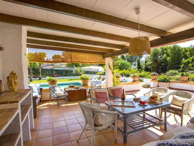 Spacious Family Home Near Arenal Beach - Xàbia, Spain