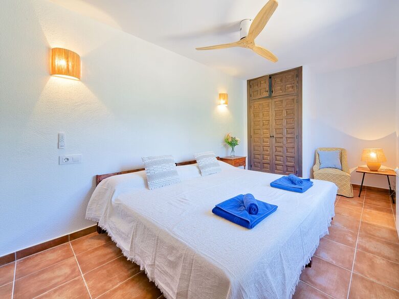 Spacious Family Home Near Arenal Beach - Xàbia, Spain