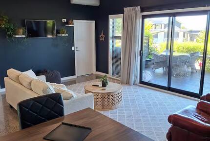 Lakeview Spa Escape Taupō - Taupō, New Zealand