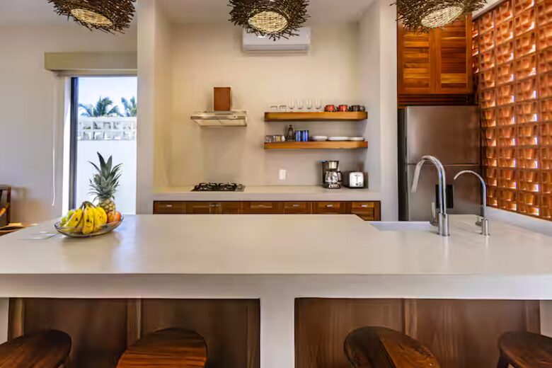 Modern Yucatán Beach House with Rooftop Pool & Direct Sand Access - Chuburná, Mexico