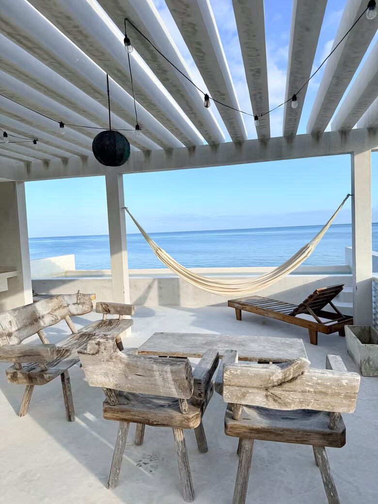 Modern Yucatán Beach House with Rooftop Pool & Direct Sand Access - Chuburná, Mexico