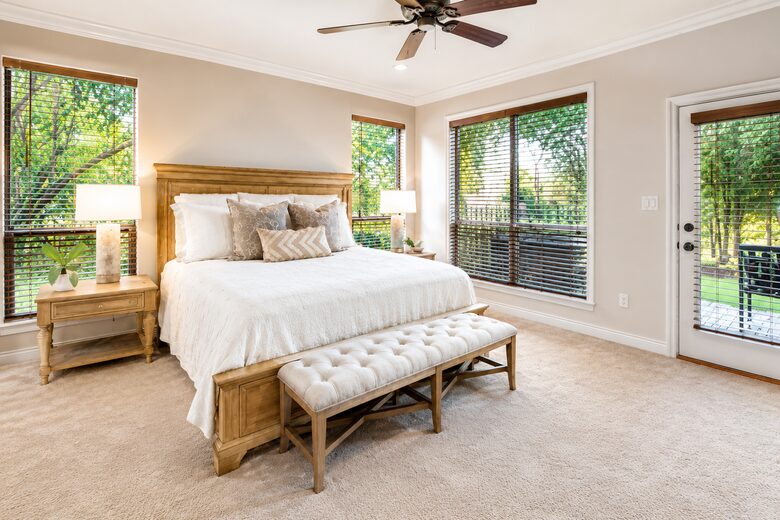 Waterfront Estate on Deep-Water Cove with Sandy Beach - Malakoff, Texas
