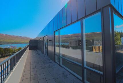 Eyjafjörður View Penthouse - Akureyri, Iceland