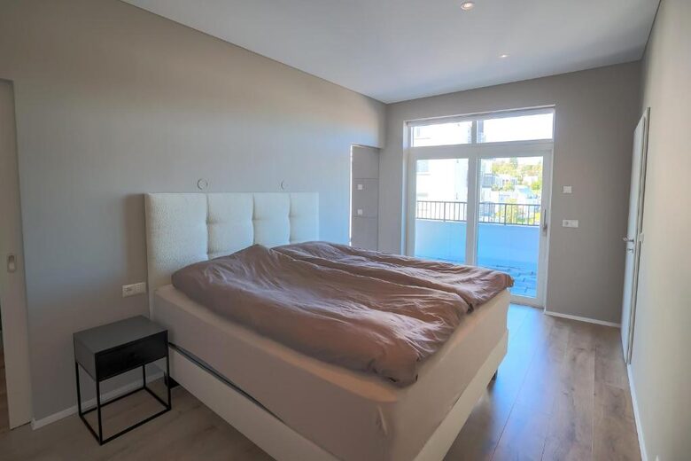 Eyjafjörður View Penthouse - Akureyri, Iceland