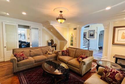 Grand Estate in Canyon Country - Canyon Country, California