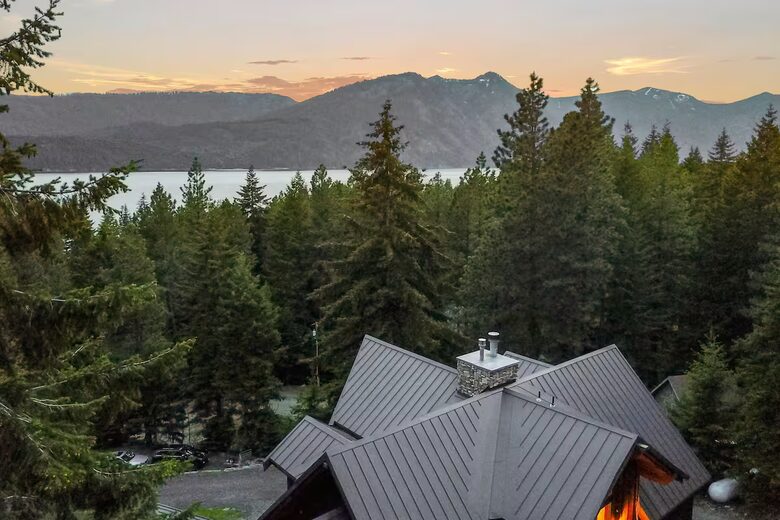 Cle Elum Lake Mountain Lodge - Ronald, Washington