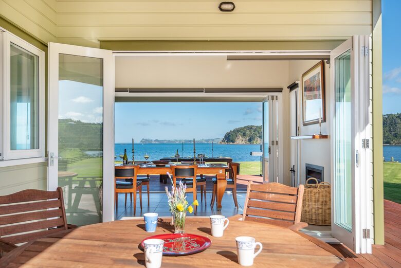 Luxury Beachfront Farm Estate - Matakana, New Zealand
