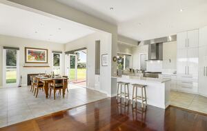 Luxury Beachfront Farm Estate - Matakana, New Zealand