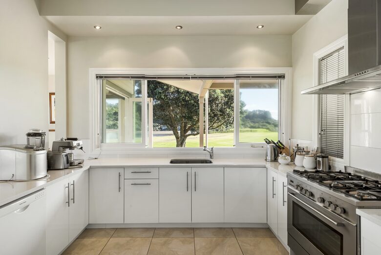 Luxury Beachfront Farm Estate - Matakana, New Zealand