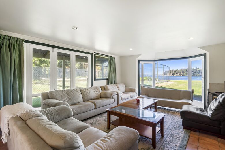 Luxury Beachfront Farm Estate - Matakana, New Zealand